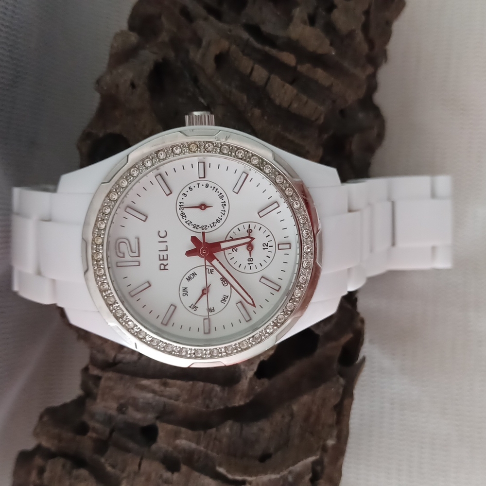Relic Watch - Picture 3 of 3